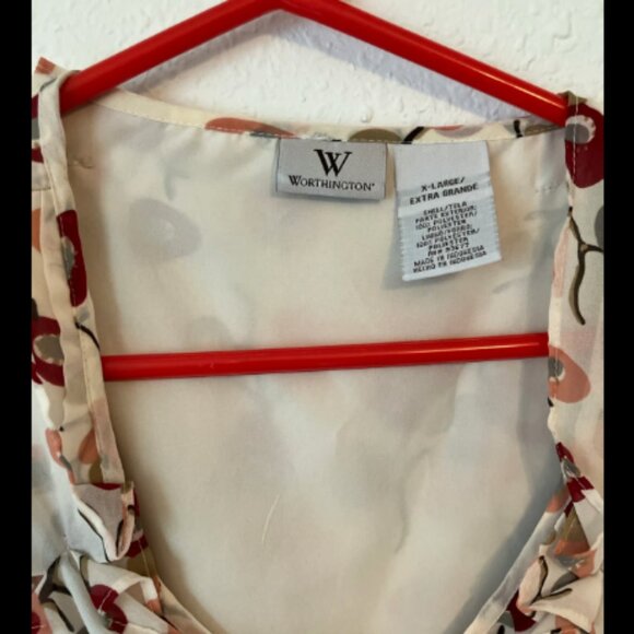 🎃3/$10 SALE 🎃Worthington size XL Floral Pattern Top - Picture 3 of 4